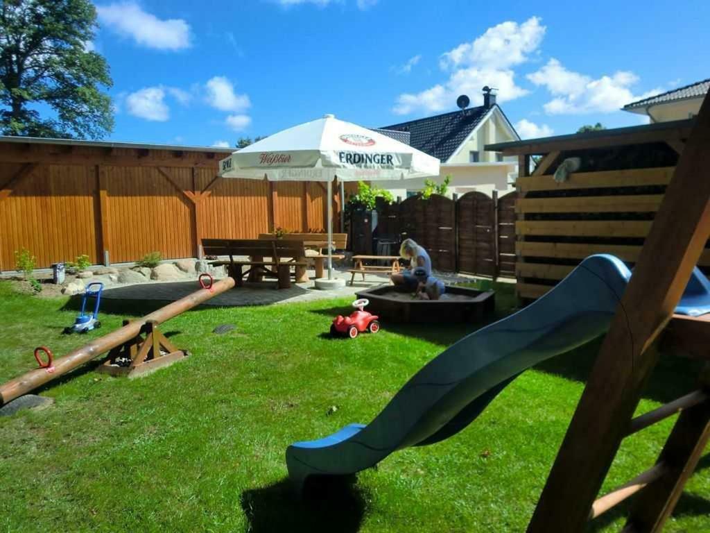 Ferienwohnung am Waldesrand Sellin  Exterior foto